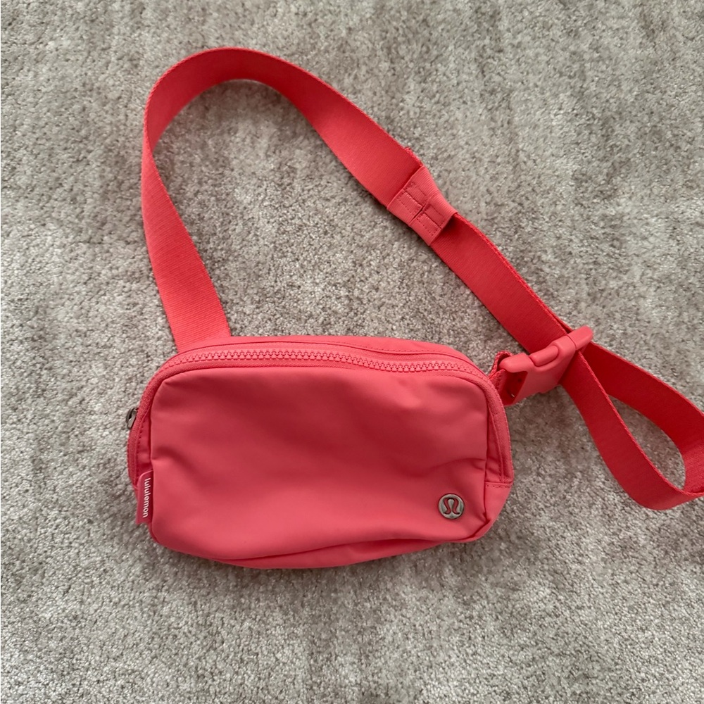 lululemon athletica Coral Pink Crossbody Belt Bag